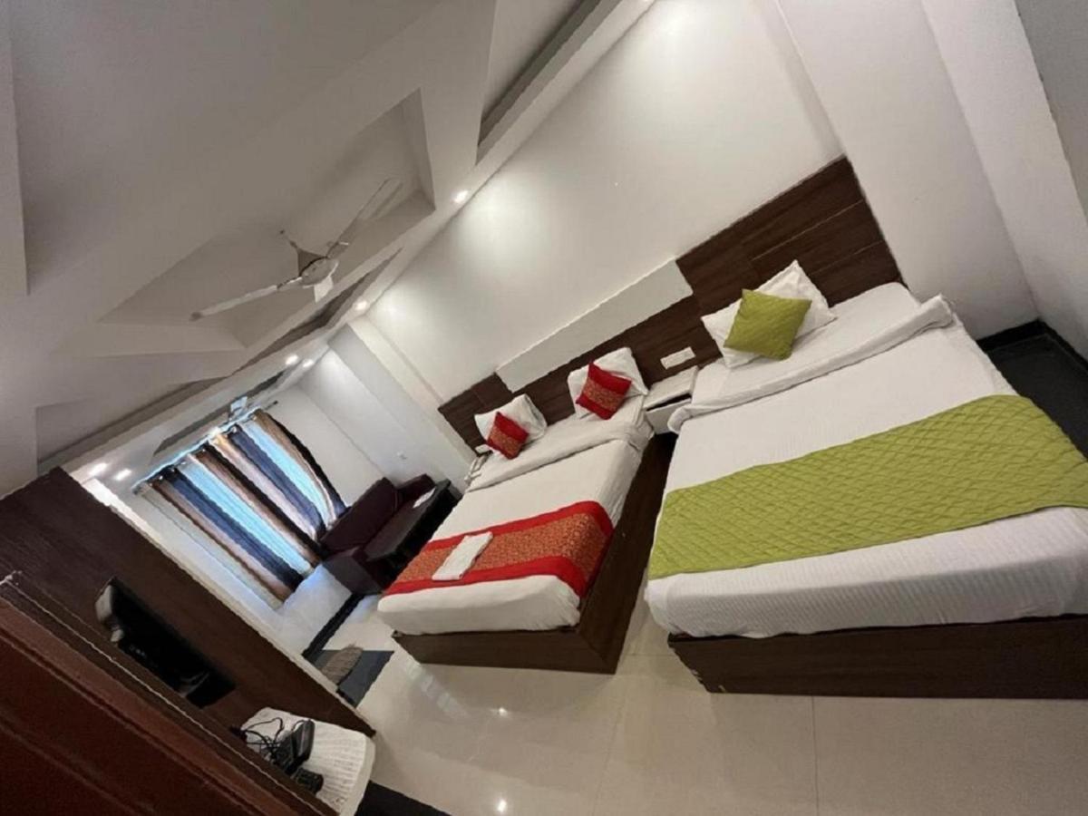 Airport Gulshan Deluxe Palace New Delhi